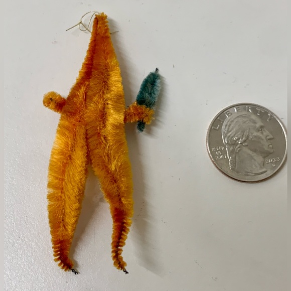 1940s Post WWII Antique Chenille Santa Claus Wire Brush Tree Ornament - Picture 5 of 8